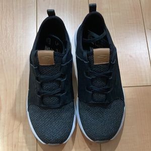 Skechers Air Cooled Memory Foam